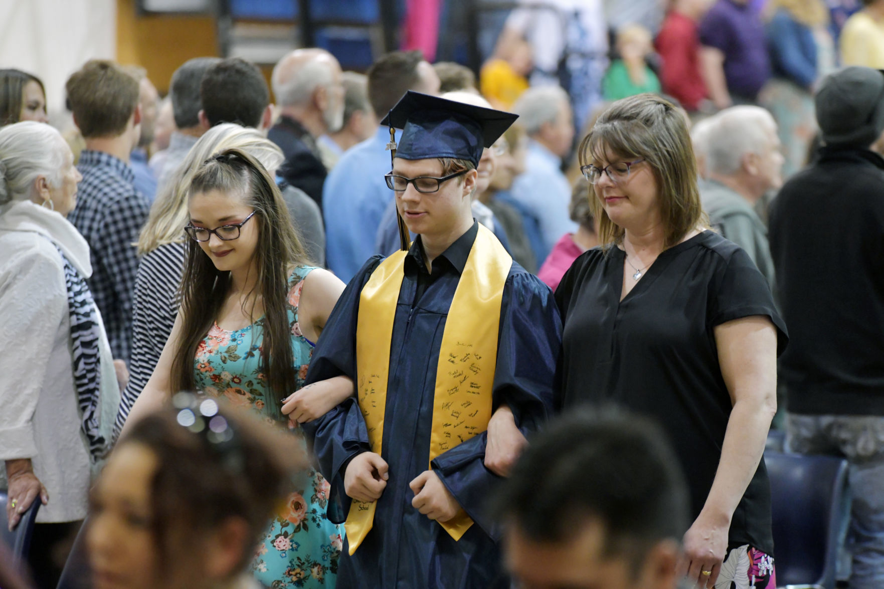 Shiloh Christian HS grads